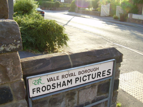 Frodsham Pictures street nameplate